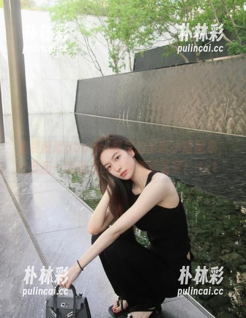 免费获取Bangni邦尼的圣诞小鹿图集，开启一场浪漫的冬季视觉盛宴！.txt