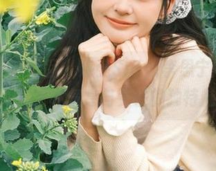 Feilin嗲囡囡 – 感受SiByl李思宁内衣写真美图中的艺术气息与女性的独特魅力.txt
