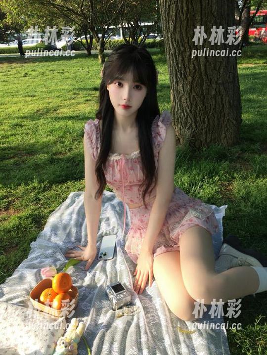 Feilin嗲囡囡 - 最新施忆佳KITTY黑白资源来袭，赋予你不同寻常的艺术灵感与体验！.txt