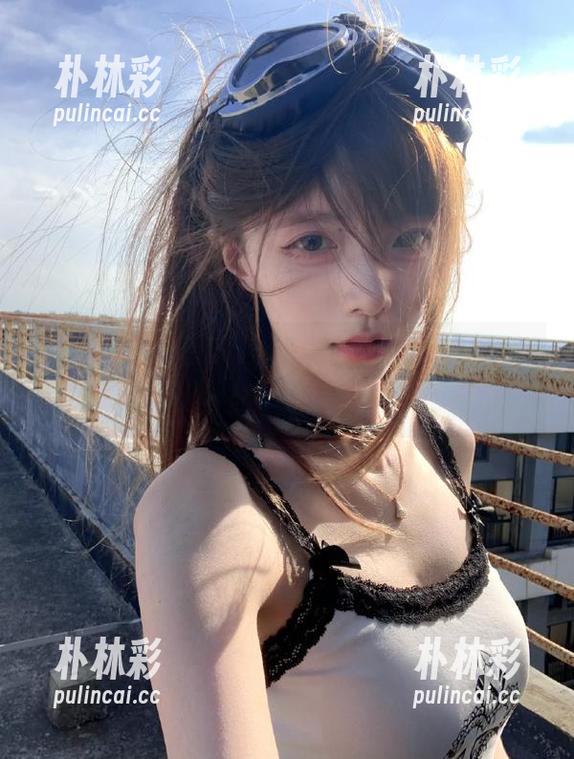 Feilin嗲囡囡 - 发现内衣的魅力，尽享“诗诗kiki内衣”免费写真合集.txt