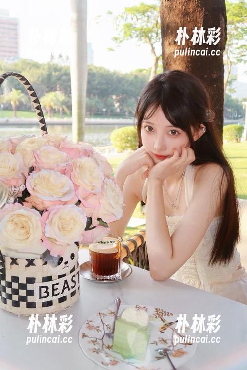 果团网引领潮流：甜心萝莉免费图册，想要的美这里都有！.txt