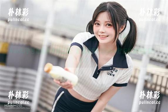 Hachi小芭的私拍奇幻之旅：原图呈现Paimon背后的真实故事！.txt