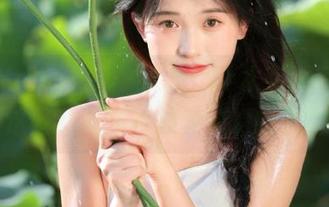 HuaYang花漾 – 玥儿玥er水手服写真，观看这些精致图片如梦似幻的魅力.txt