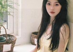 HuaYang花漾 – 让人欲罢不能！艾静香的肉丝图片更新，怎么能错过这样的视觉享受？.txt