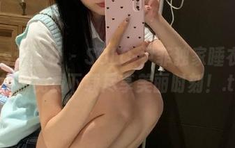 IMiss爱蜜社 – SOLO-尹菲独家睡衣写真合集，免费下载尽享美丽时刻！.txt