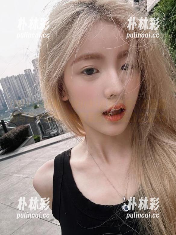 IMiss爱蜜社 - Winki丝姬私房：校园原图写真中的每一帧都是青春的无价之宝.txt