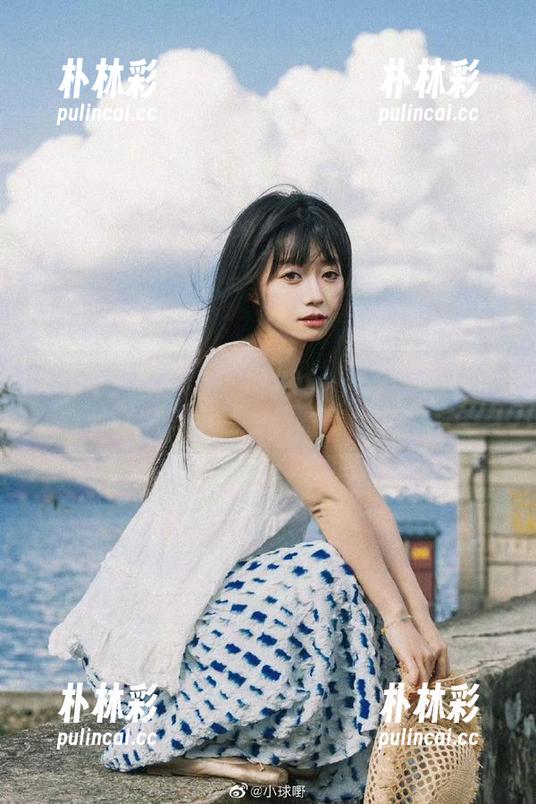 K酱的新任部下写真上线，快来下载拥有这个独特美丽.txt