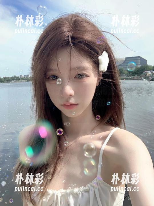 MFStar模范学院 - 沉浸在高清陈怡曼学姐的美丽套图中，感受青春的独特韵味！.txt