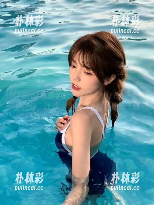 MFStar模范学院 - 露露Andrea温柔私拍图包，让你体会生活中的小确幸.txt