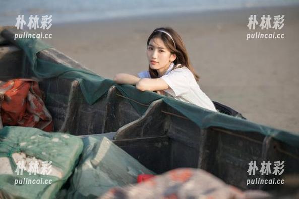 喵糖映画最新作品合集：晚秋的原野记录心灵旅程.txt