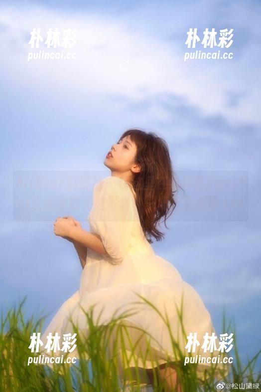 MiStar魅妍社 - 在这里在线领略FoxYini孟狐狸的清纯写真，一场视觉盛宴.txt