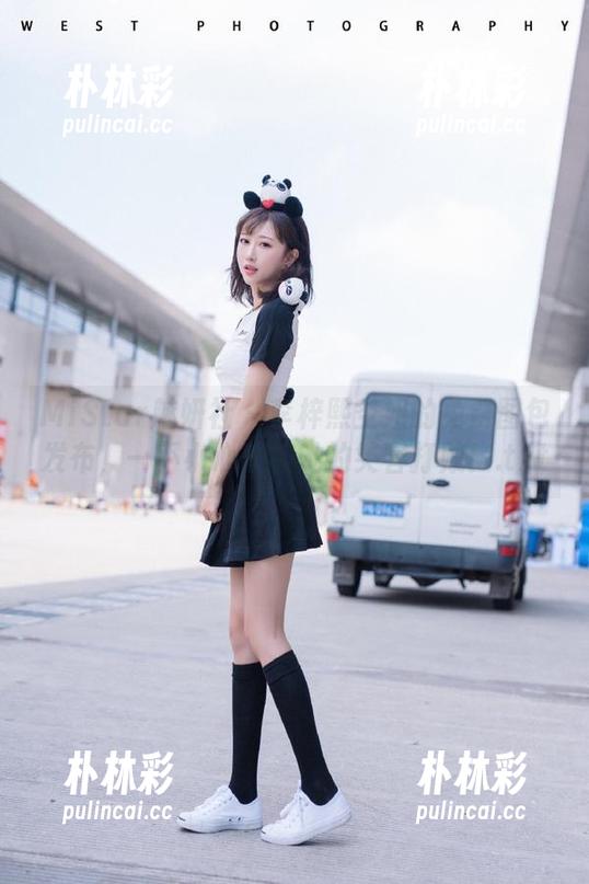 MiStar魅妍社 - 李梓熙空姐的免费图包发布，一不小心就被她的笑容打败！.txt