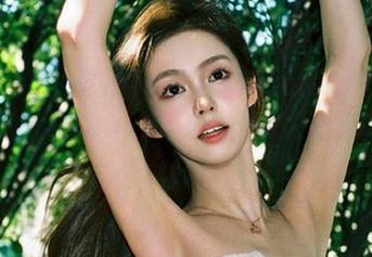 MiiTao蜜桃社 – 桃乃香Tina的私房美图，以纯白为canvas，绘出动人心弦的故事.txt