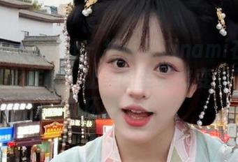 MiiTao蜜桃社 – 缇娜美Tinami在办公室的摄影作品：让美图壁纸改变你的办公环境.txt