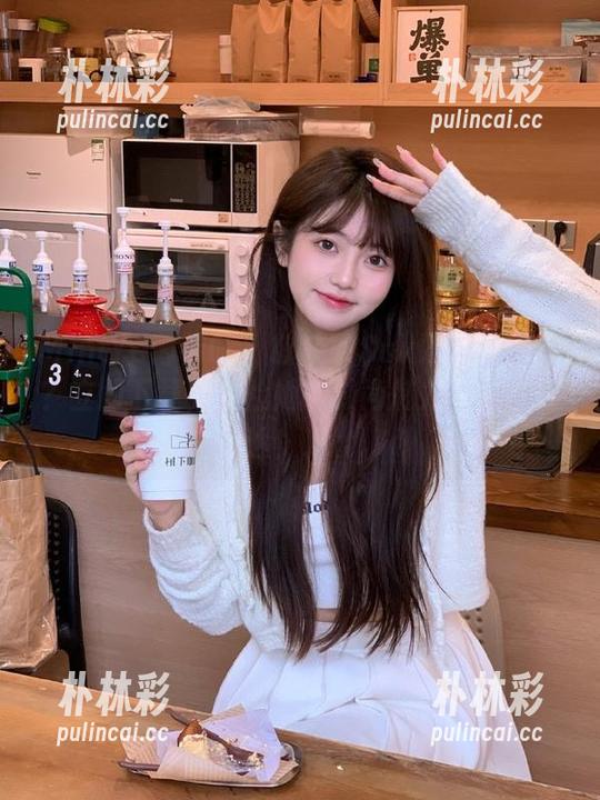 MintYe薄荷叶 - 欲获取Sukki豹纹套图？立即下载，体验她的时尚魅力与个性表达！.txt