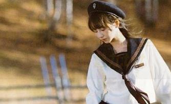 慕丝女郎全新精选：百褶裙肉丝高跟原图，展现独特魅力.txt