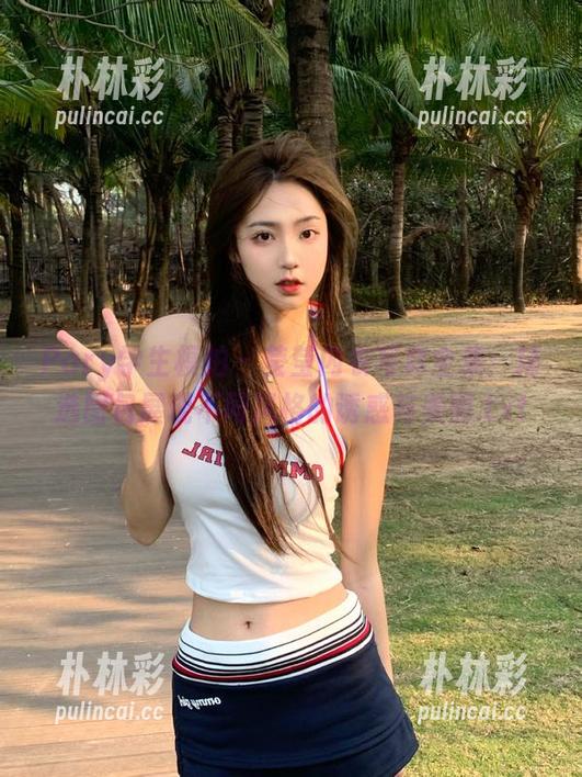 Pary学生模拍 - 莹莹内衣写真全集：精选图包展现不同风格的诱惑与美丽.txt