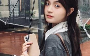 探索“PoppaChan连衣裙”中的美丽，她的作品令人心动不已.txt