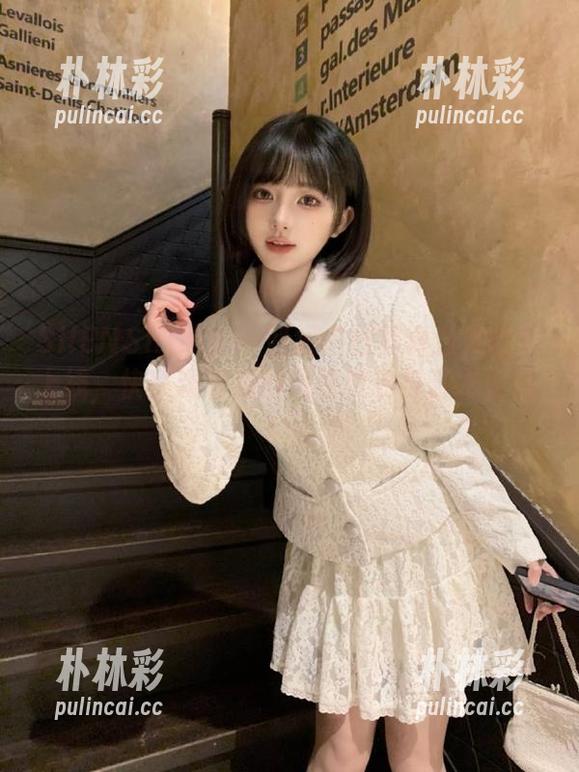 SHENSHI绅士 - 娅娅白丝写真合集精彩上线，快来观看她的风格变换与艺术表现.txt