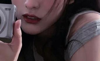 SIEE丝意 – 当小羽遇上高跟鞋：探索她写真作品中的每一张图片背后的故事！.txt