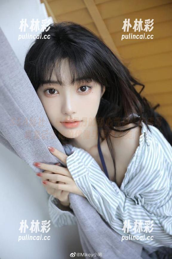 SSA丝社 - 感受丹丹的甜心气息：高清写真集记录她的优雅与灵动之美.txt