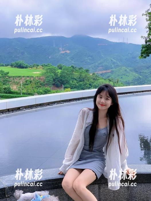 TouTiao头条女神 - 震撼上线！刘瑾希维纳斯之爱写真合集，最新更新引发热潮.txt