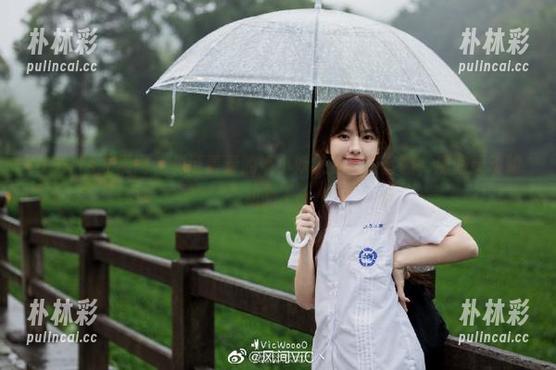 UGirls尤果网-妮小妖 UGirls尤果网 - 见证青春的妮小妖校服写真套图,清澈灵动如初恋.txt