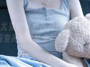 UGirls尤果网 – 尹菲高跟鞋美图盛宴合集：探索高跟鞋带来的时尚灵感.txt
