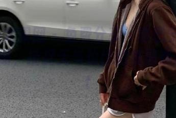 UGirls尤果网 – 免费分享：李思宁的天使写真图册，捕捉无与伦比的美丽瞬间！.txt