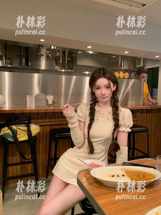 UGirls尤果网 - 在杨乔之的居家天地中：高清图库展现无与伦比的生活态度.txt