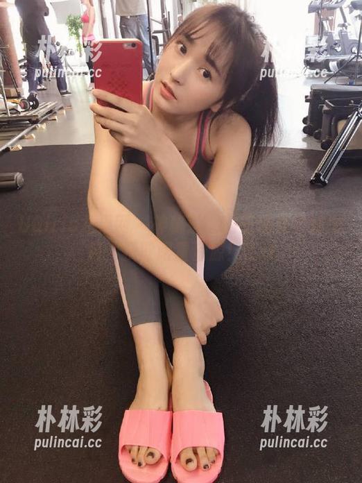 UGirls尤果网 - 神秘魅惑的王瑞儿学妹图包，获取限量资源！.txt