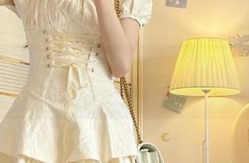 UGirls尤果网 – 完美呈现王瑞儿教室图包：不可错过的精致写真资源大全.txt