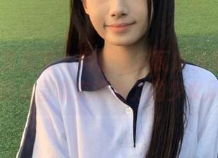 UGirls尤果网 – 阿依努尔瓦娅最新清纯作品集：倾心呈现充满活力的少女风采.txt