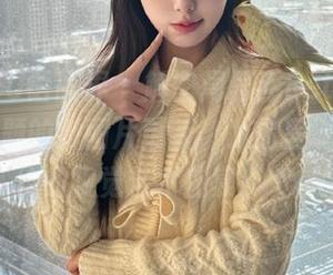 XIAOYU语画界 – 解密周思乔Betty魅惑黑色主题的新图片更新，为你呈现精彩绝伦的视觉艺术盛宴！.txt