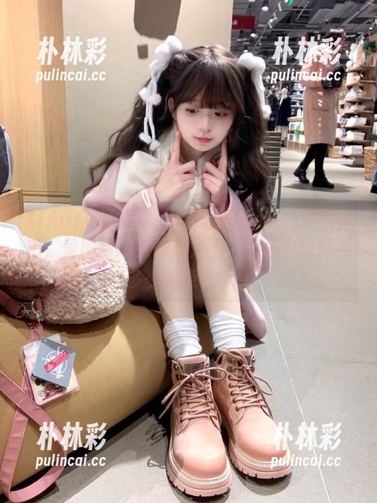XIAOYU语画界 - 杨晨晨Yome的贵州旅拍，美图与搞笑瞬间齐飞，作品中隐藏着多少笑点？.txt