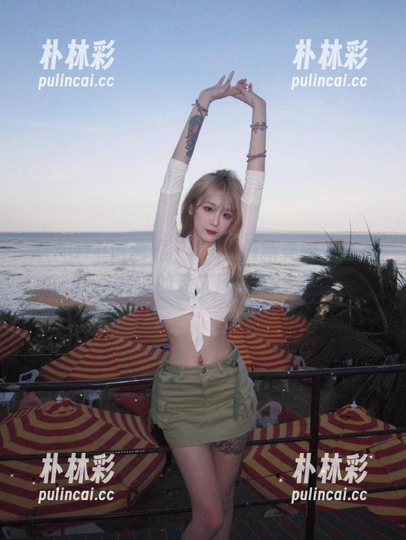 XIAOYU语画界 - 玥儿玥最新美图，连衣裙下的迷人风景.txt