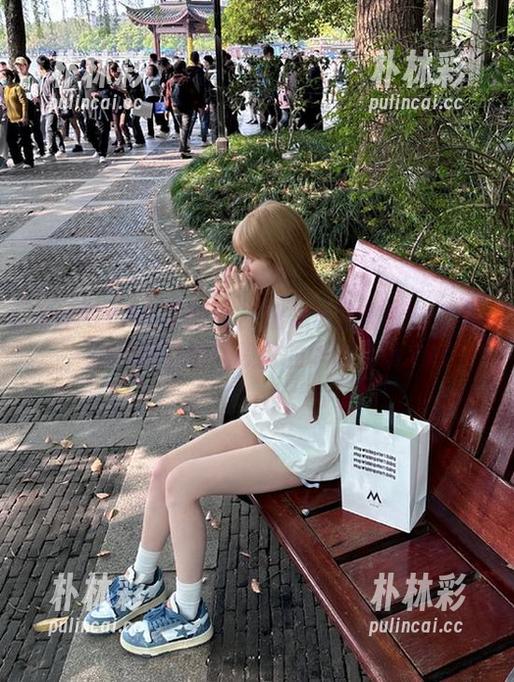 XINGYAN星颜社 - 潘思沁全套婚纱作品，揭开抵达婚礼殿堂的华丽序章.txt