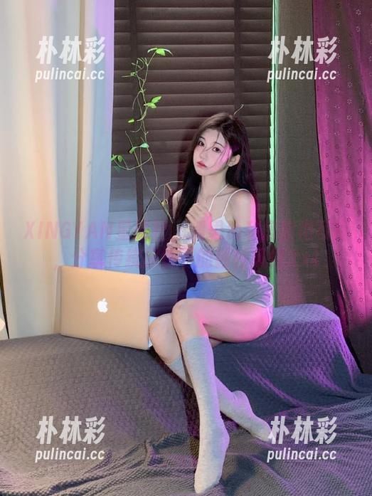 XINGYAN星颜社-潘思沁 XINGYAN星颜社 - 潘思沁私房旗袍写真,分享传统服饰下的独特风情.txt