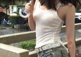 Xiuren秀人网 – CherryBlessU空姐高清写真集：与风同行的美丽瞬间.txt