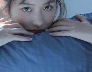 Xiuren秀人网 – Laura苏雨彤短裙的魅力无限，快来获取这组写真资源的秘密吧！.txt