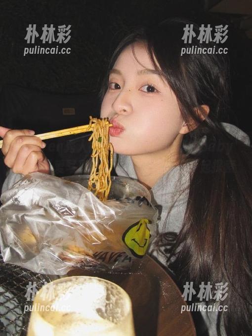 Xiuren秀人网 - 让人心跳加速的baby嘉茵可爱写真资源合集，让我们一起探索吧！.txt
