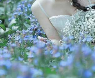 Xiuren秀人网 – 高清图片中的tina_甜仔，绝美脚步让人心动不已！.txt