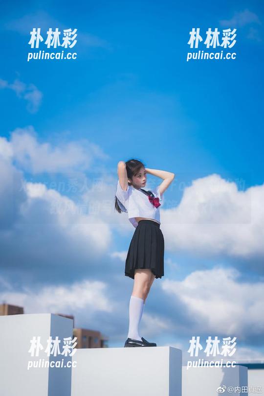 Xiuren秀人网 - 跟随奈奈Fox，领略豹纹风情的写真资源之旅！.txt