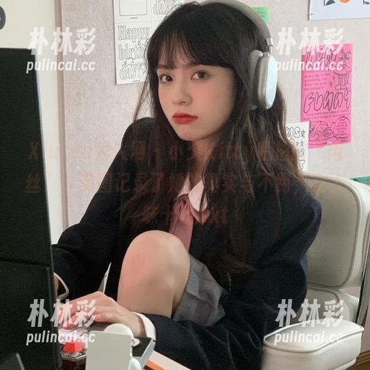 Xiuren秀人网 - 小夕Kitty私拍的“肉丝”，美图记录了她的真实与不羁，女人味十足.txt