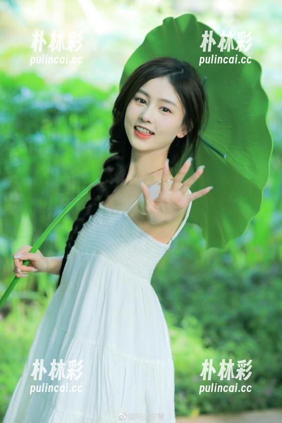 Xiuren秀人网 - 小紫儿少女写真系列：全面分享原图，带你感受青春魅力！.txt