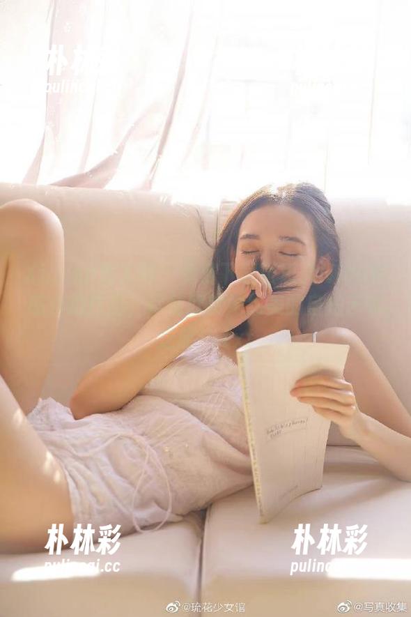 Xiuren秀人网 - 免费下载张思允Nice性感自拍作品，尽情欣赏她绝美的自拍艺术之旅！.txt