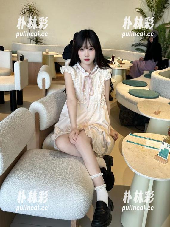 Xiuren秀人网 - 黑白摄影中的私密瞬间：想做你的猫的绝美作品赏析.txt