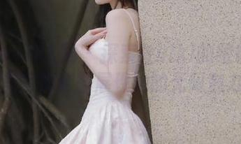 Xiuren秀人网 – 探索杜viki的眼镜世界，精美写真套图展现她的无限魅力.txt