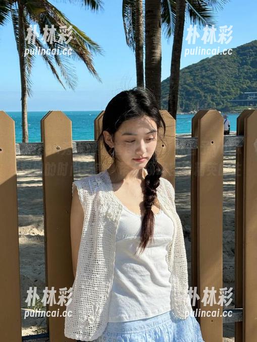 Xiuren秀人网 - 套图分享：林昔予yorki空姐的时尚秘密，带你领略空中精英的生活.txt