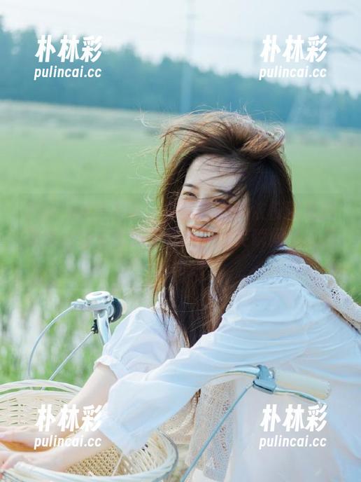 Xiuren秀人网 - 探秘欧阳若依校园私拍写真：当书本遇上镜头，搞笑瞬间全记录！.txt